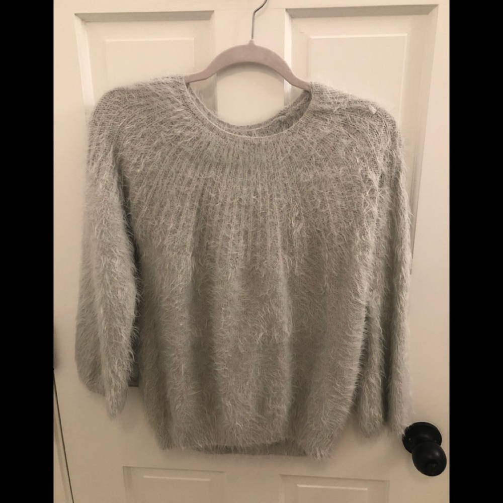 ❄️Zara Girls Fuzzy Sweater!❄️